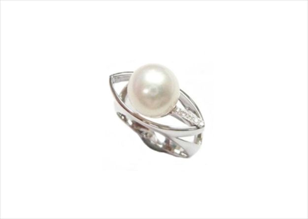 Pearl Ring